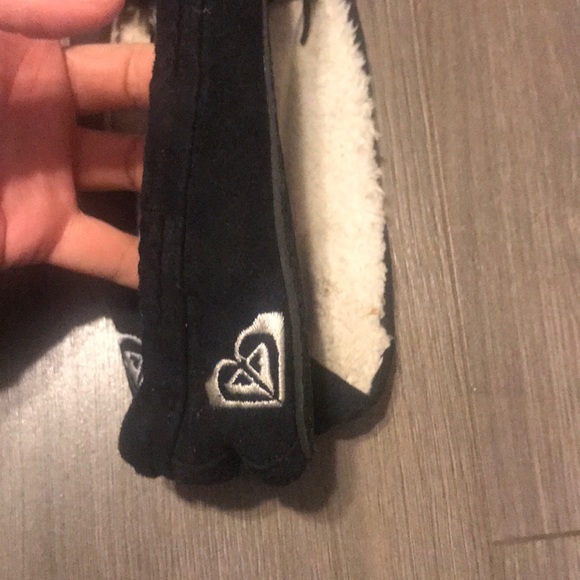 Roxy Slippers - Picture 3 of 3